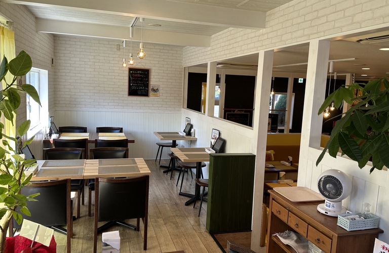 ネパール料理の隠れ家レストランで至福のランチを